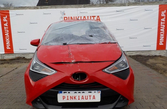 Toyota Aygo cena 16900 przebieg: 33769, rok produkcji 2018 z Kożuchów małe 466